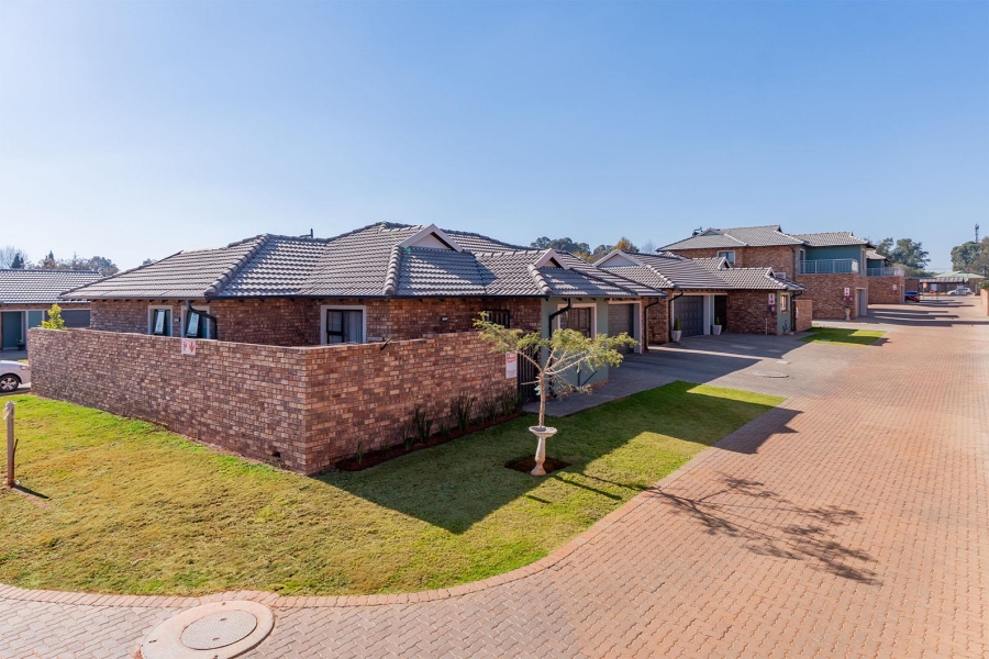 4 Bedroom Property for Sale in Rynfield Gauteng
