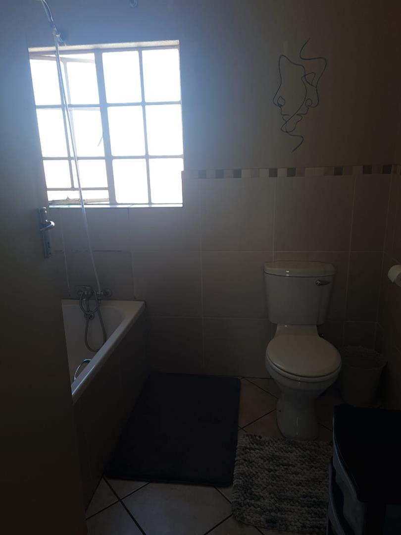 To Let 2 Bedroom Property for Rent in Riversdale Gauteng