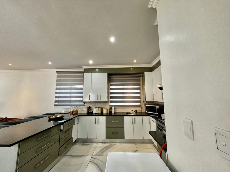 4 Bedroom Property for Sale in Willow Acres Gauteng
