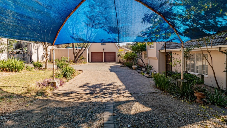 3 Bedroom Property for Sale in Bryanston Gauteng