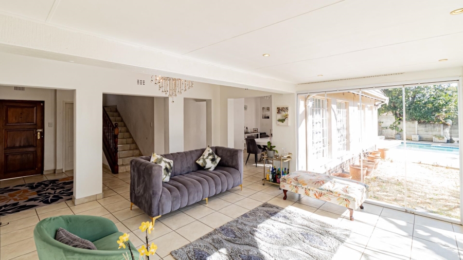 3 Bedroom Property for Sale in Bryanston Gauteng