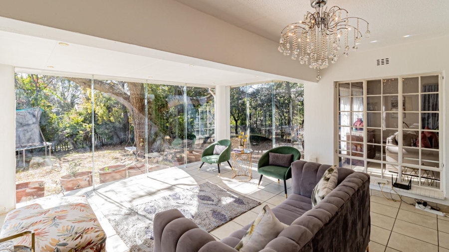 3 Bedroom Property for Sale in Bryanston Gauteng