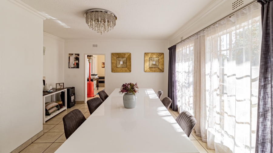 3 Bedroom Property for Sale in Bryanston Gauteng