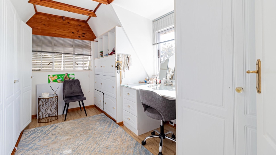 3 Bedroom Property for Sale in Bryanston Gauteng