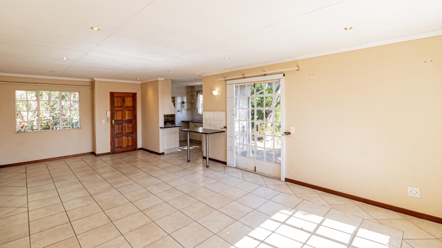 3 Bedroom Property for Sale in Bryanston Gauteng