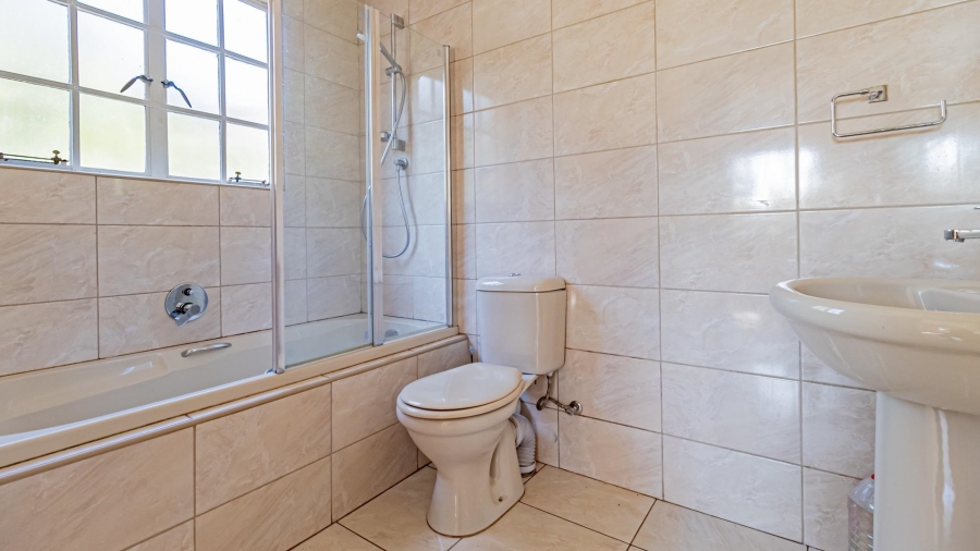 3 Bedroom Property for Sale in Bryanston Gauteng