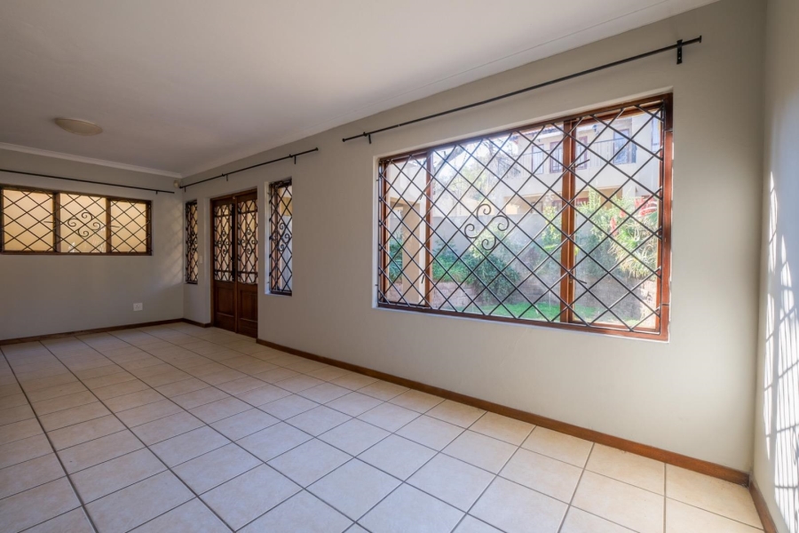 3 Bedroom Property for Sale in Fourways Gauteng