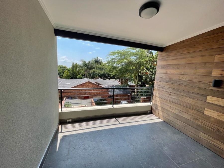 To Let 2 Bedroom Property for Rent in Bryanston Gauteng
