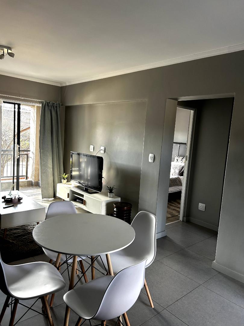 To Let 1 Bedroom Property for Rent in Bryanston Gauteng