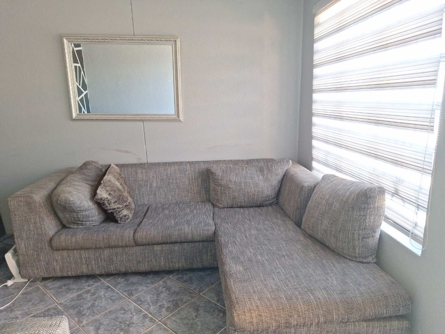 To Let 3 Bedroom Property for Rent in Danville Gauteng