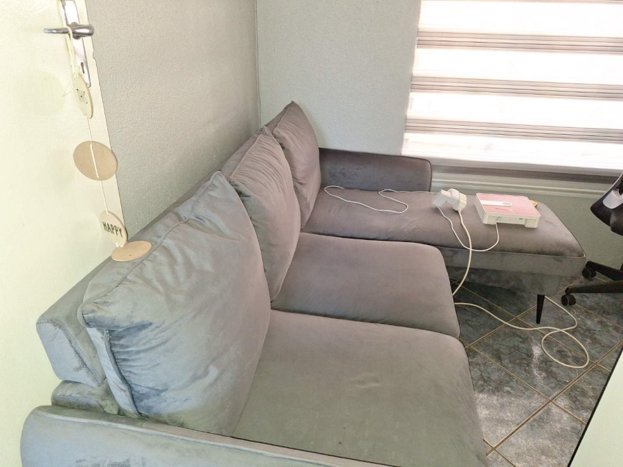 To Let 3 Bedroom Property for Rent in Danville Gauteng