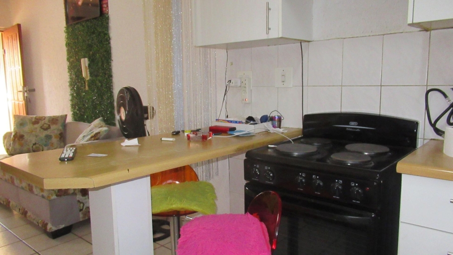 2 Bedroom Property for Sale in Florida Gauteng