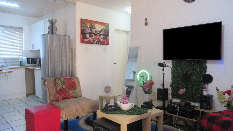 2 Bedroom Property for Sale in Florida Gauteng