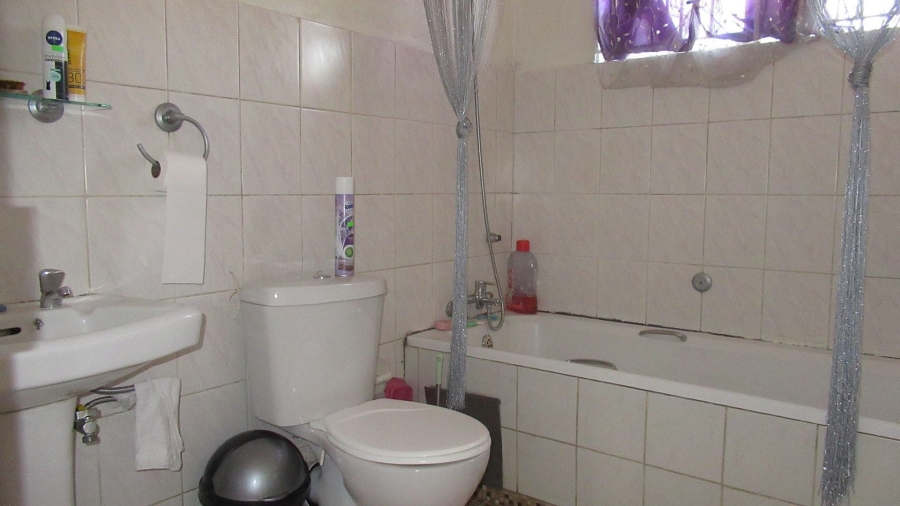 2 Bedroom Property for Sale in Florida Gauteng