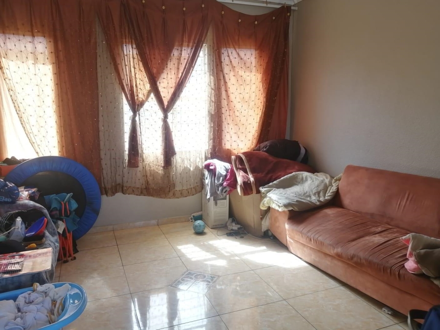 1 Bedroom Property for Sale in Ridgeway Ext 4 Gauteng