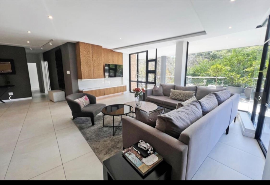 To Let 3 Bedroom Property for Rent in Benmore Gardens Gauteng