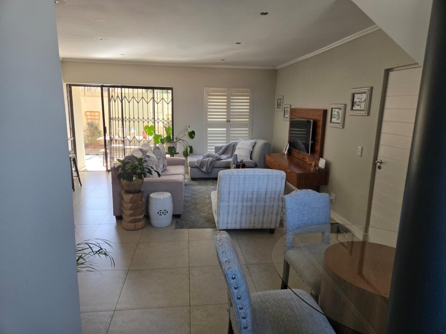 To Let 3 Bedroom Property for Rent in Kyalami Hills Gauteng