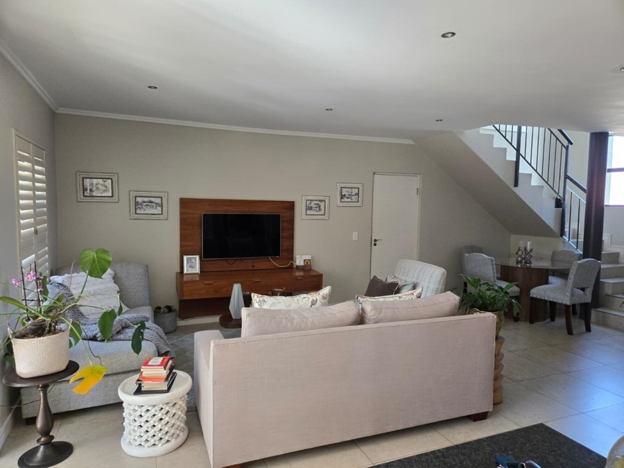 To Let 3 Bedroom Property for Rent in Kyalami Hills Gauteng