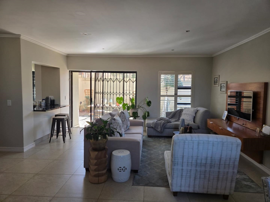 To Let 3 Bedroom Property for Rent in Kyalami Hills Gauteng