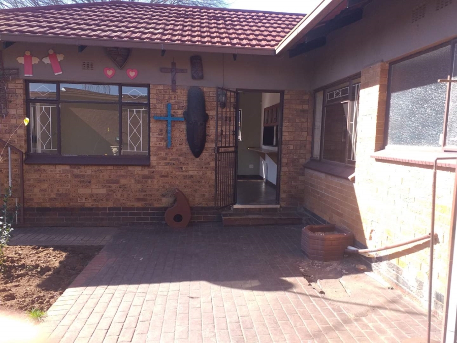 3 Bedroom Property for Sale in Raceview Gauteng