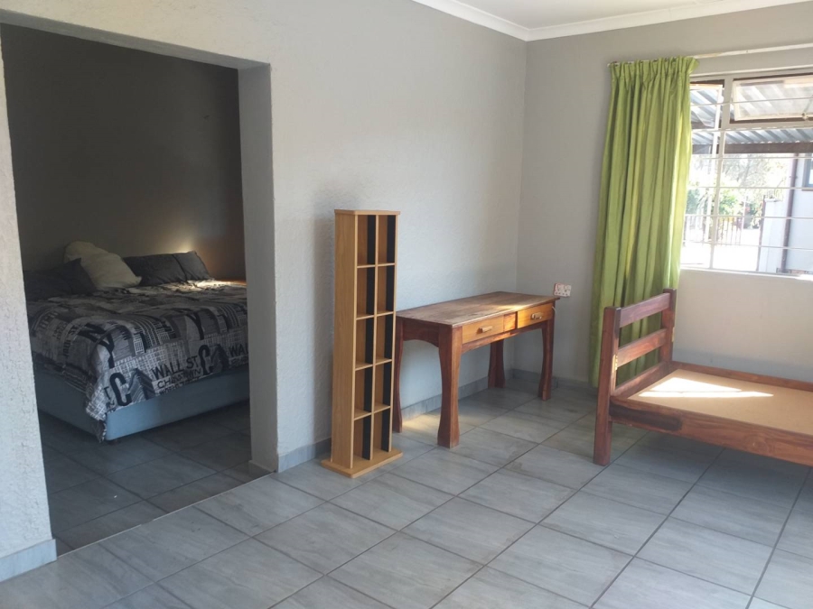 3 Bedroom Property for Sale in Verwoerdpark Gauteng
