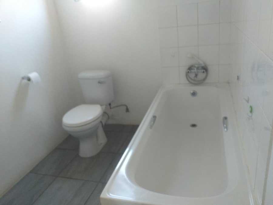 3 Bedroom Property for Sale in Verwoerdpark Gauteng