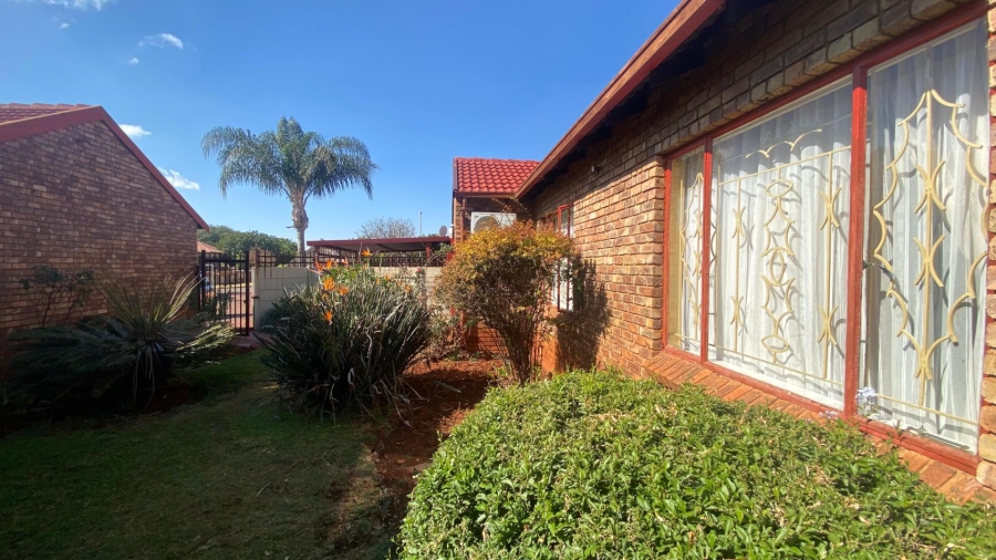 3 Bedroom Property for Sale in Chantelle Gauteng