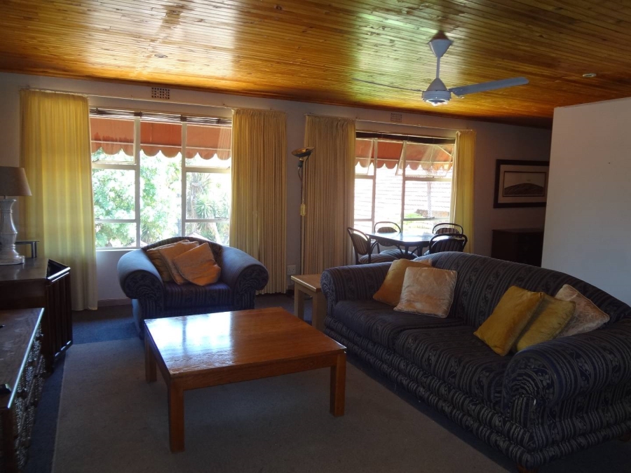 To Let 1 Bedroom Property for Rent in Douglasdale Gauteng