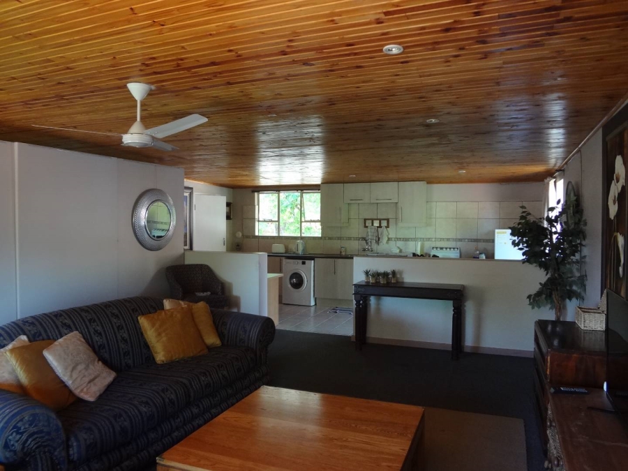 To Let 1 Bedroom Property for Rent in Douglasdale Gauteng