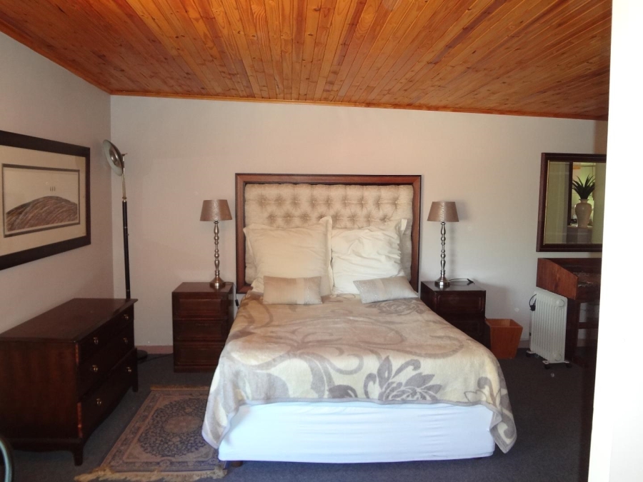 To Let 1 Bedroom Property for Rent in Douglasdale Gauteng