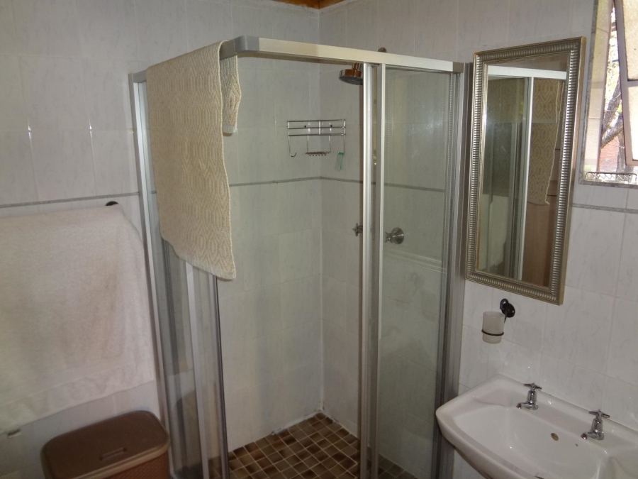 To Let 1 Bedroom Property for Rent in Douglasdale Gauteng