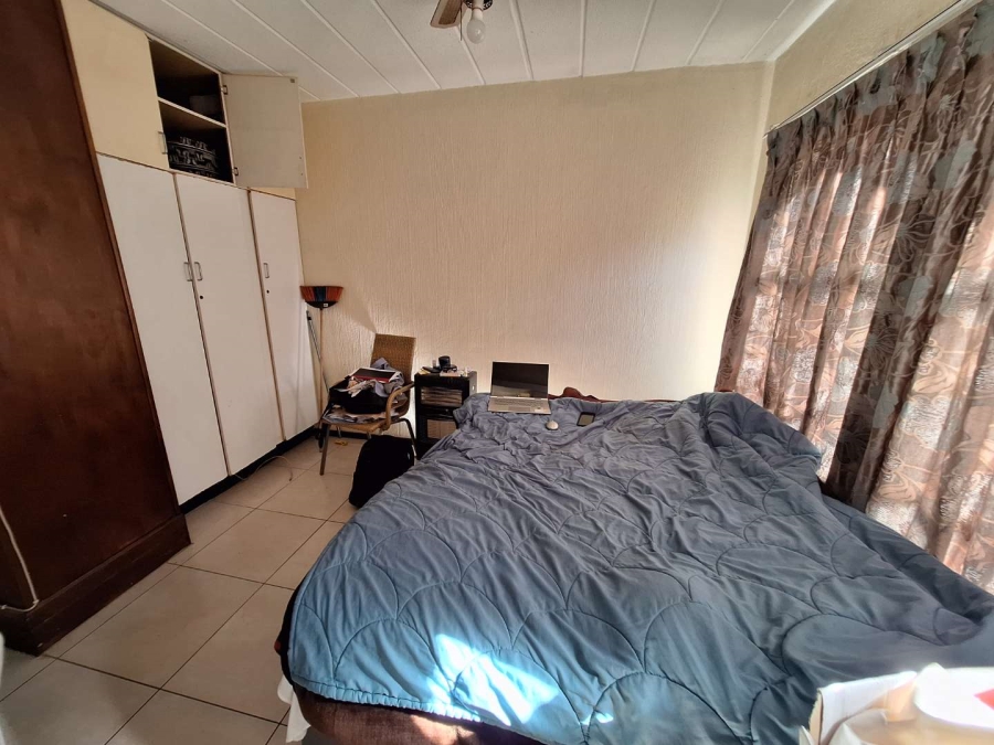 1 Bedroom Property for Sale in Roodepoort Gauteng