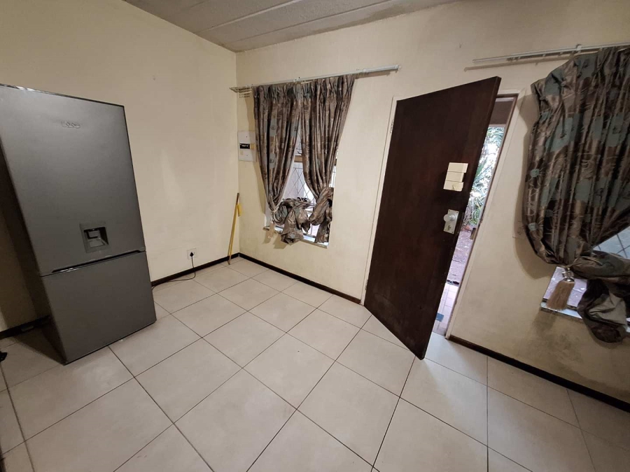 1 Bedroom Property for Sale in Roodepoort Gauteng