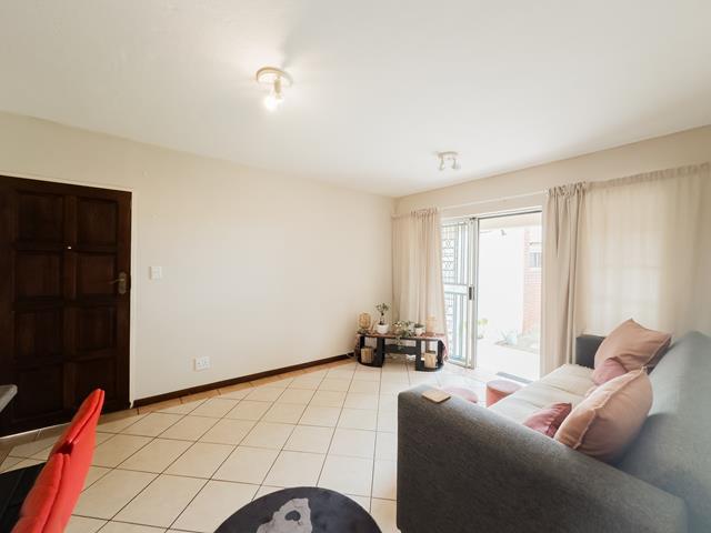 To Let 2 Bedroom Property for Rent in Mooikloof Ridge Gauteng