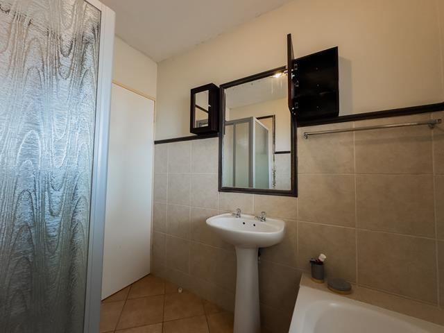 To Let 2 Bedroom Property for Rent in Mooikloof Ridge Gauteng