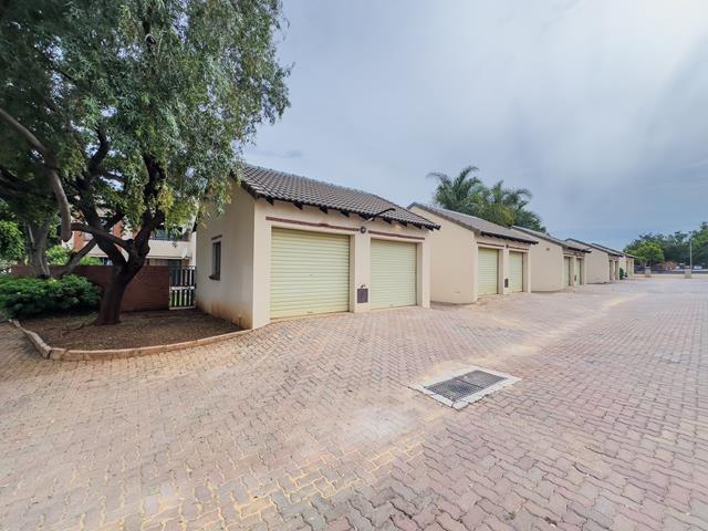 To Let 2 Bedroom Property for Rent in Mooikloof Ridge Gauteng