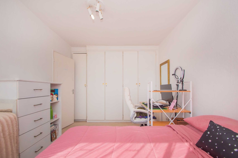 2 Bedroom Property for Sale in Weltevreden Park Gauteng