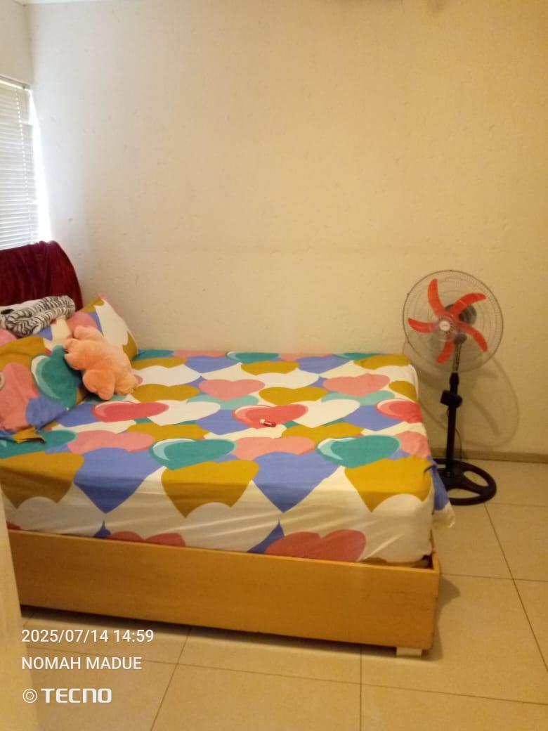 To Let 1 Bedroom Property for Rent in Benmore Gardens Gauteng