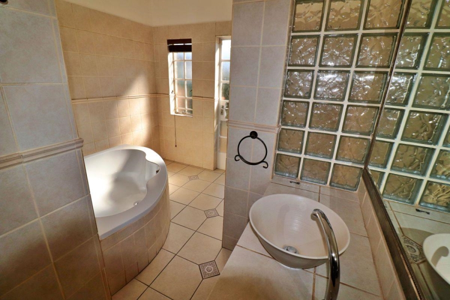 4 Bedroom Property for Sale in Solheim Gauteng