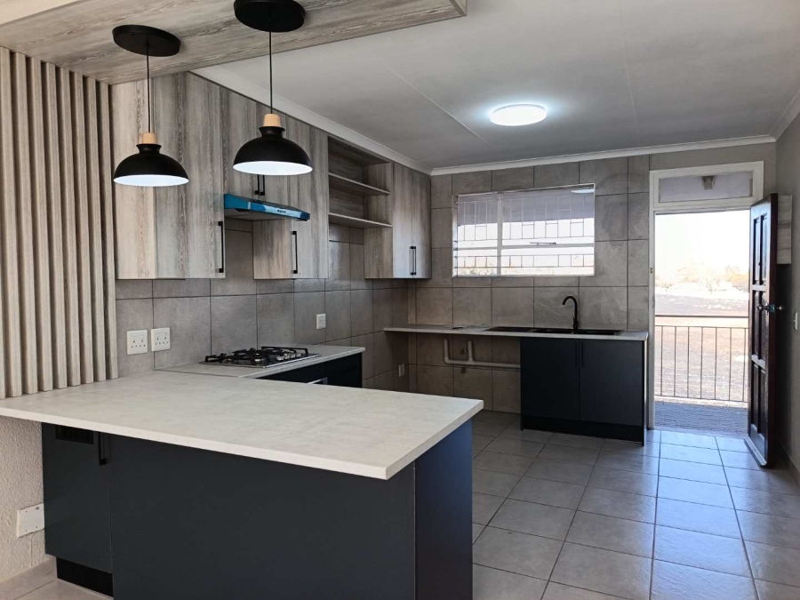 2 Bedroom Property for Sale in Brackendowns Gauteng