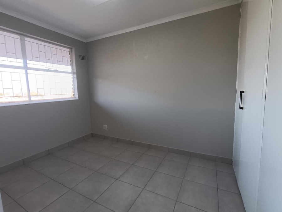 2 Bedroom Property for Sale in Brackendowns Gauteng