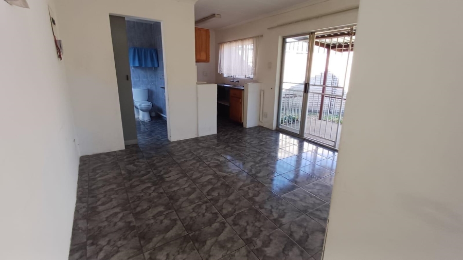 3 Bedroom Property for Sale in Albertsdal Gauteng