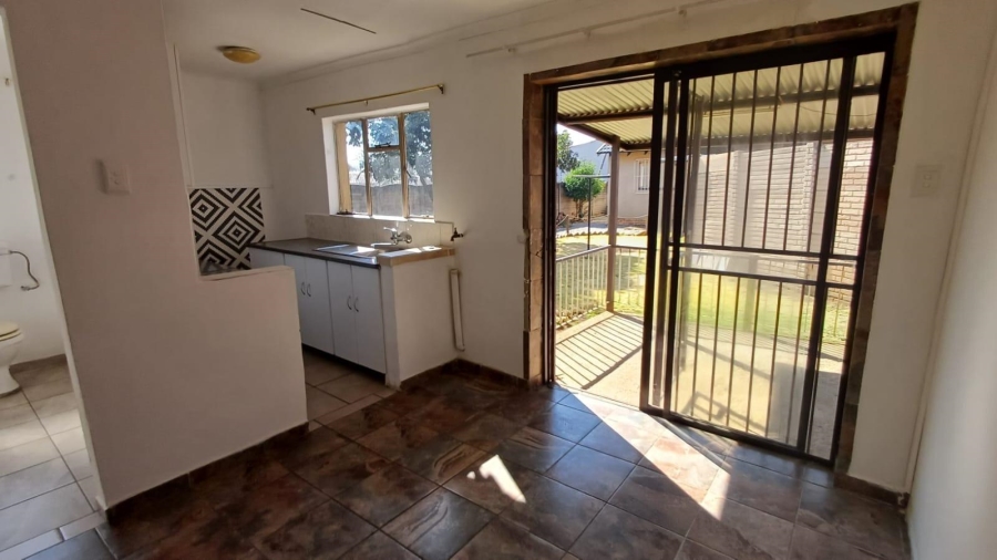 3 Bedroom Property for Sale in Albertsdal Gauteng