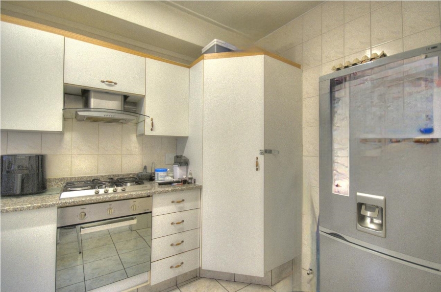 To Let 3 Bedroom Property for Rent in Brackenhurst Gauteng