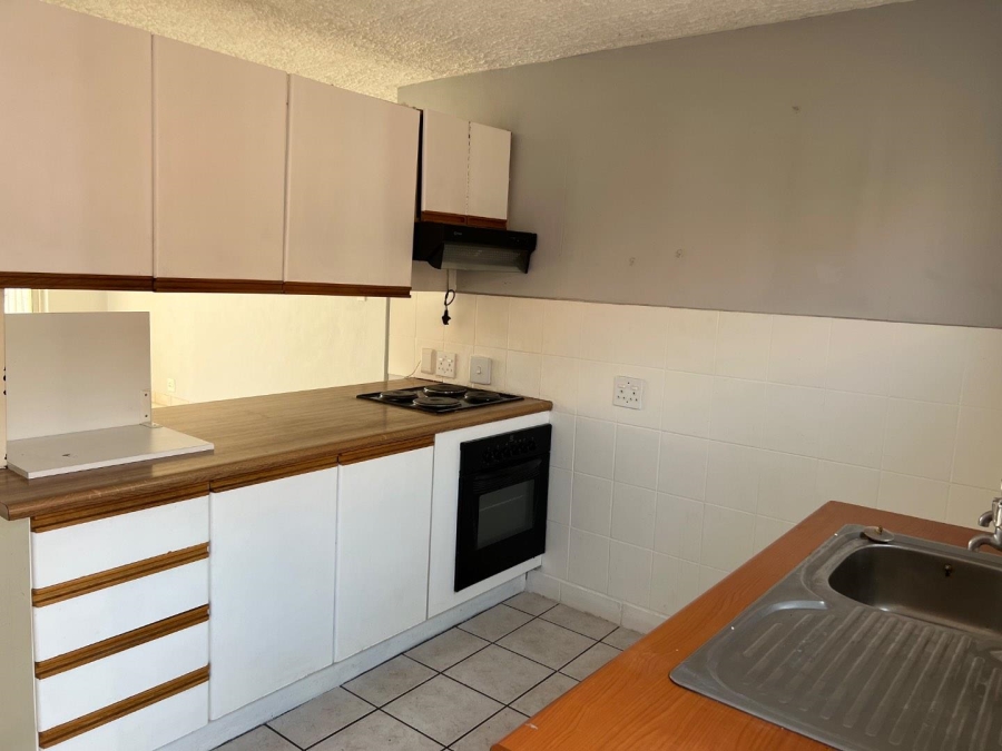 To Let 2 Bedroom Property for Rent in Moreleta Park Gauteng