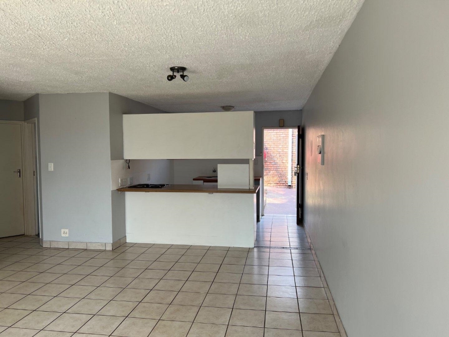 To Let 2 Bedroom Property for Rent in Moreleta Park Gauteng