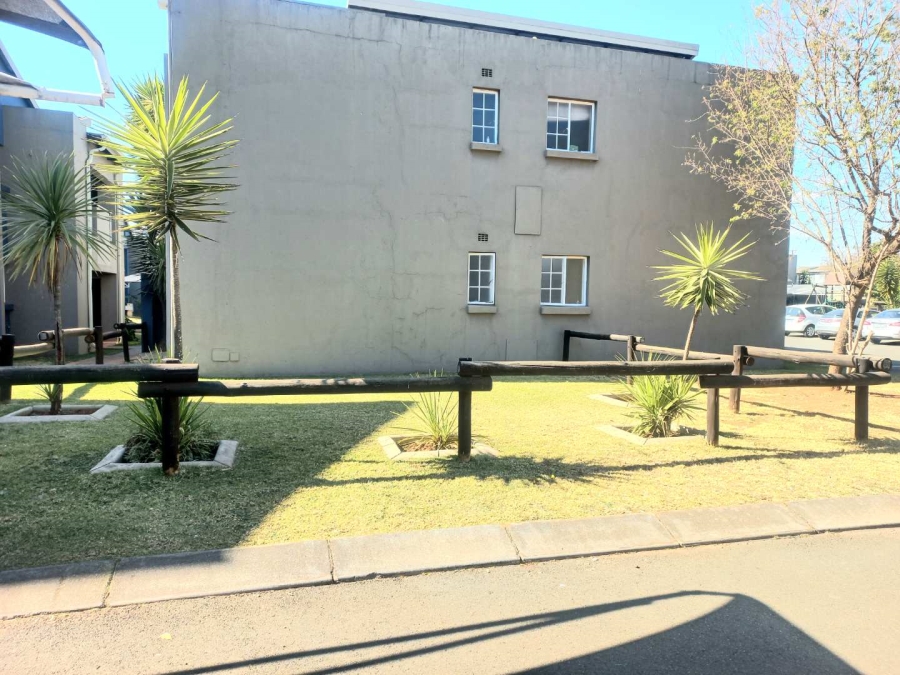 2 Bedroom Property for Sale in Brentwood Park Gauteng