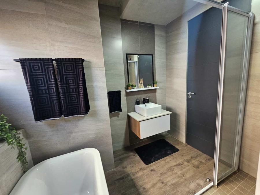2 Bedroom Property for Sale in Menlo Park Gauteng