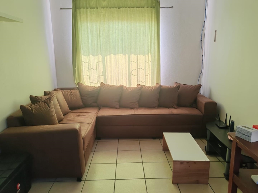 To Let 2 Bedroom Property for Rent in Garsfontein Gauteng