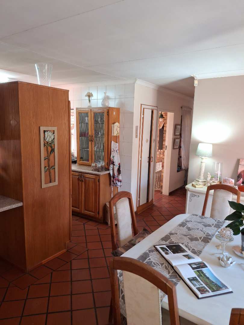 3 Bedroom Property for Sale in Clubview Gauteng